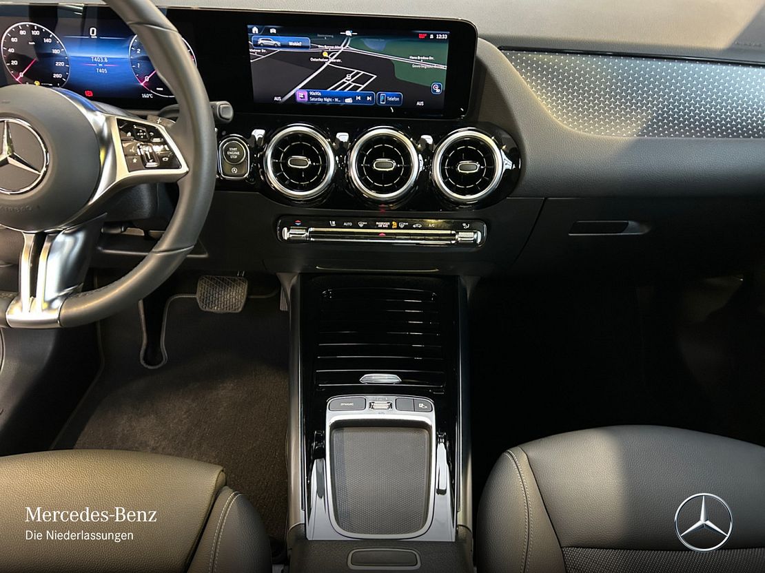 Mercedes-Benz B 200 Sedan