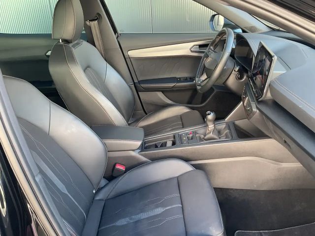 Cupra Formentor 2,0 TDI - AHK - Navi - 19" Alu - Induktion -