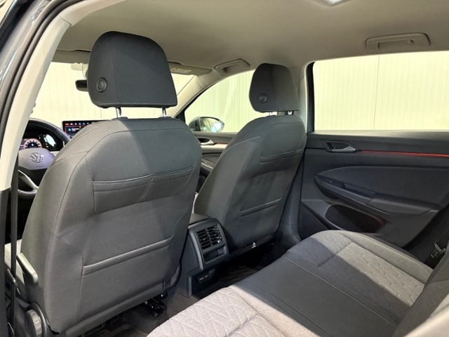 Volkswagen Golf 1.5 eTSI DSG Golf VIII Variant