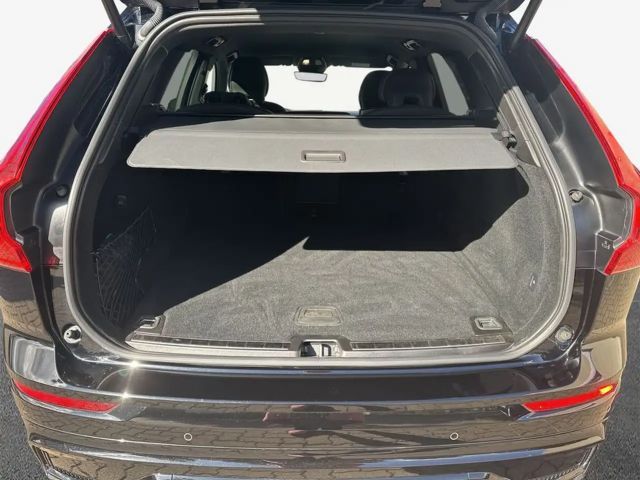 Volvo XC60 Dark Plus