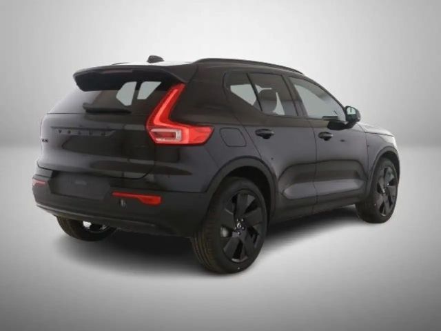 Volvo XC40 Plus