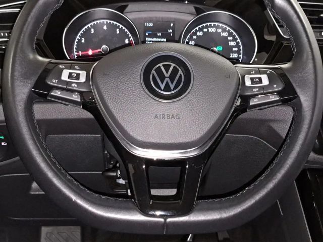 Volkswagen Touran DSG Highline