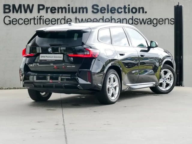 BMW iX1 Drive pro M-Sport xDrive30