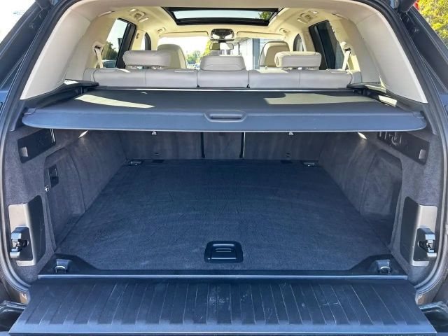 BMW X5 x40i IntAktLenk.PanoD.SurView.ACC Laser 20" HUD