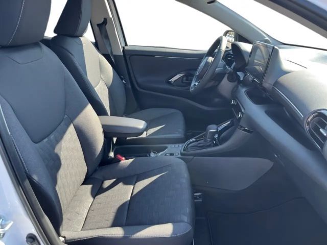 Toyota Yaris Hatchback Hybride VVT-i