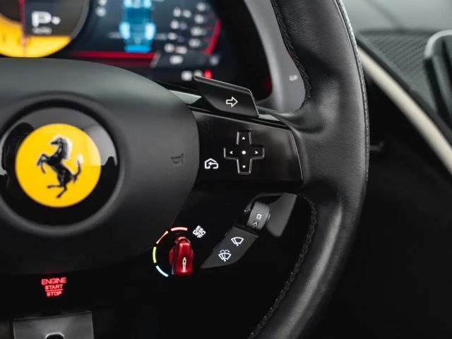 Ferrari Roma Spider