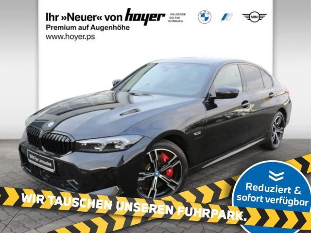 BMW 330 330e M-Sport Sedan xDrive