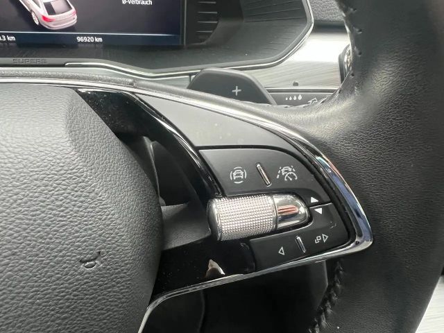 Skoda Superb Ambition Combi