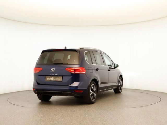 Volkswagen Touran DSG Highline
