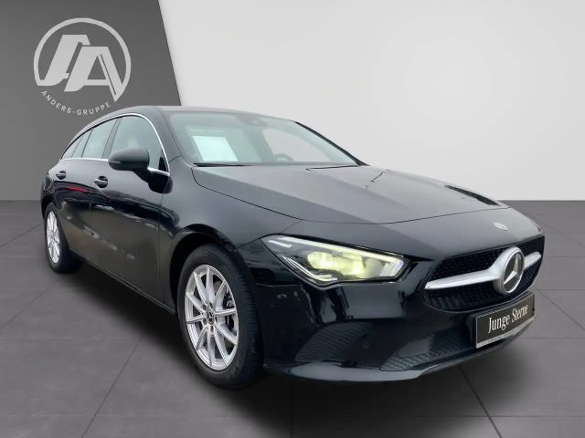 Mercedes-Benz CLA 200 CLA 200 d Shooting Brake