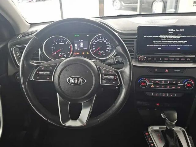 Kia Ceed / Ceed Automatik | AHK | SHZ | NAVI