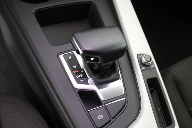 Audi A4 40 TFSI Avant Quattro S-Tronic