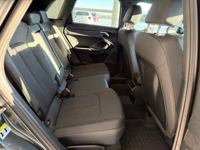 Audi Q3 35 TFSI S-Line