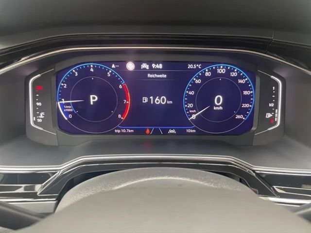 Volkswagen Polo 1.0 TSI DSG R-Line