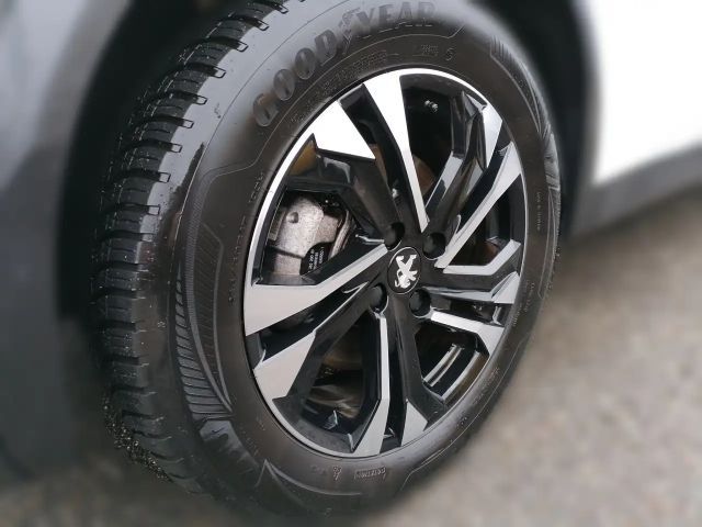 Peugeot E-2008 Allure Pack