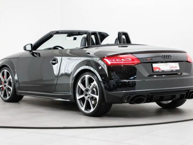 Audi TT RS Cabriolet S-Tronic