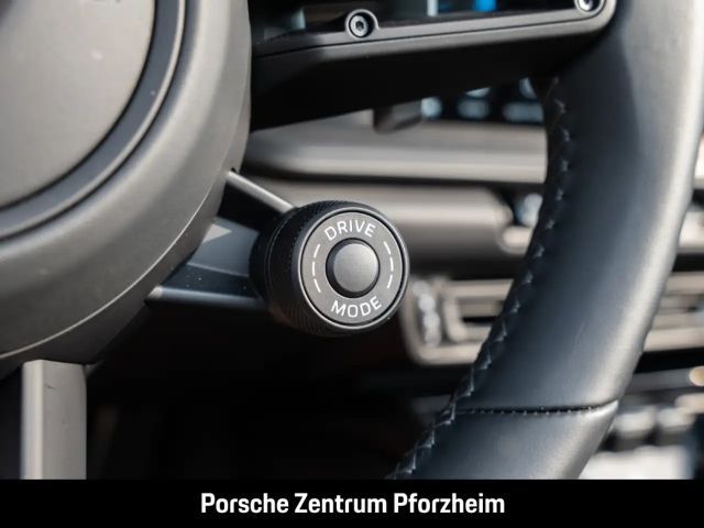 Porsche 992 4 Cabrio Carrera GTS