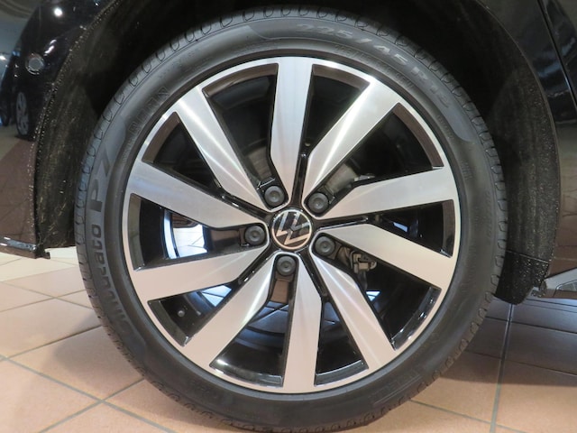 Volkswagen Touran 2.0 TDI DSG R-Line