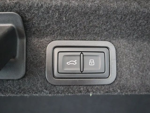 Audi A6 55 TFSI Quattro Sedan Sport