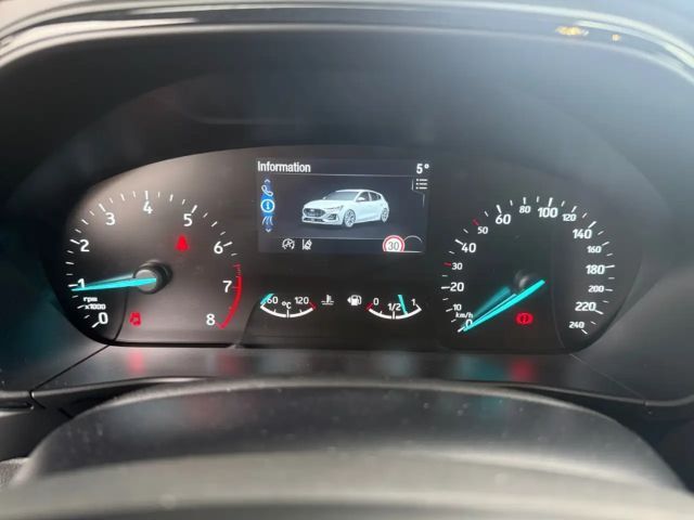 Ford Focus EcoBoost ST Line