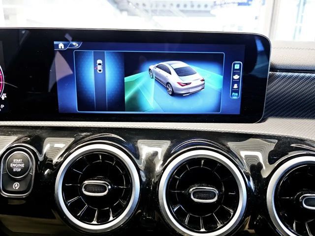 Mercedes-Benz CLA 180 Coupé Progressive