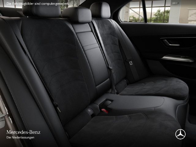 Mercedes-Benz E 200 4MATIC AMG Line Sedan