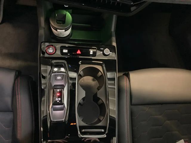 Audi S6 e-tron e-tron