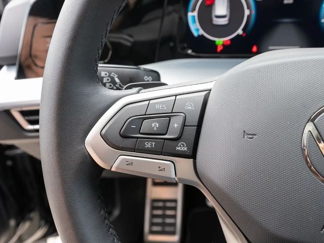 Volkswagen Golf 2.0 TDI DSG Variant