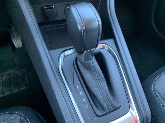 Renault Captur Evolution TCe 140