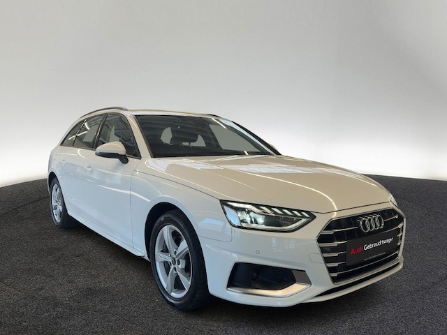 Audi A4 30 TDI Avant S-Tronic