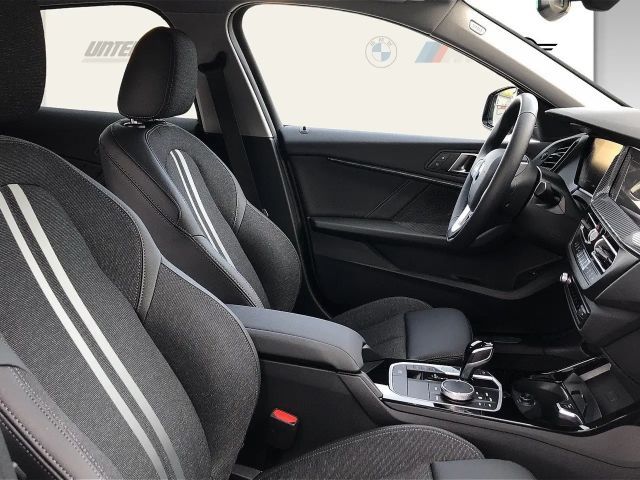 BMW 116 116d Sedan Sport Line