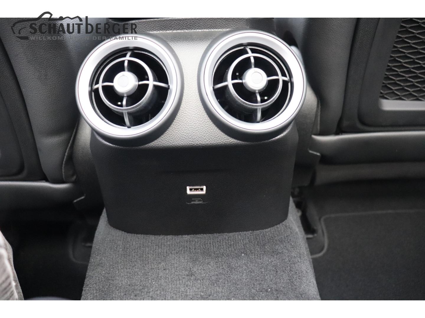 Alfa Romeo Giulia Q4 Veloce