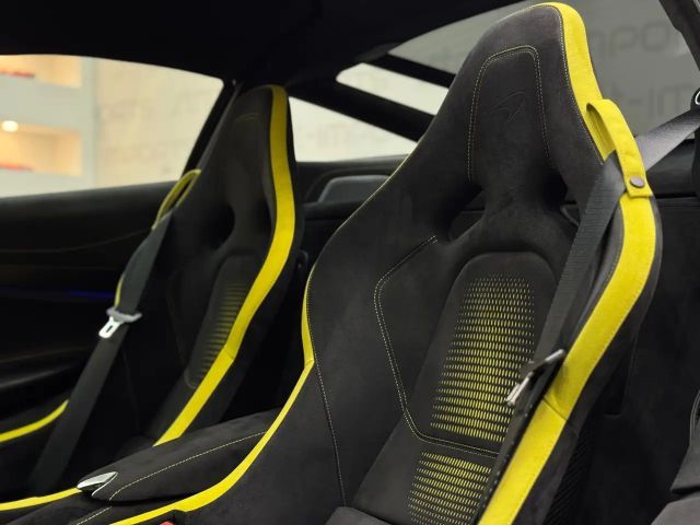McLaren 750S Coupe *MSO*Voll-Carbon-Paket*Performance P1-Seats*