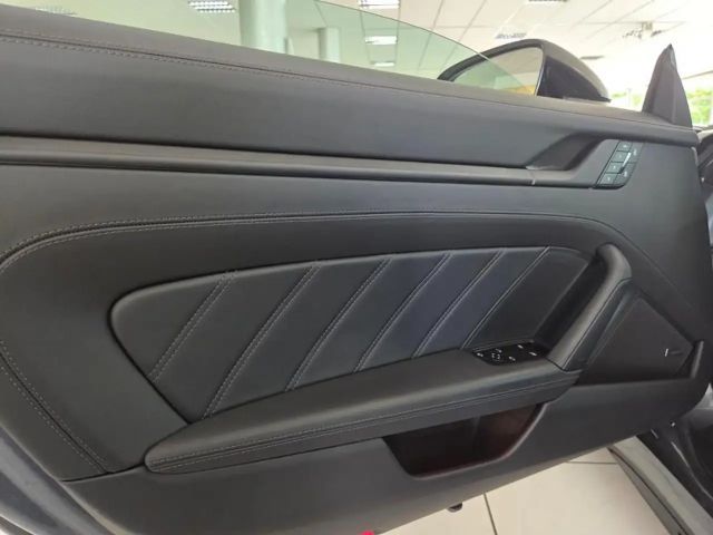 Porsche 992 Carrera Coupé GTS