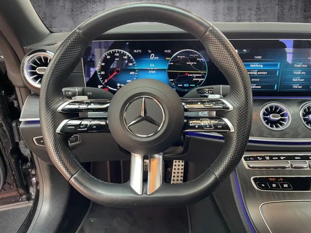 Mercedes-Benz E 200 AMG Line Cabriolet