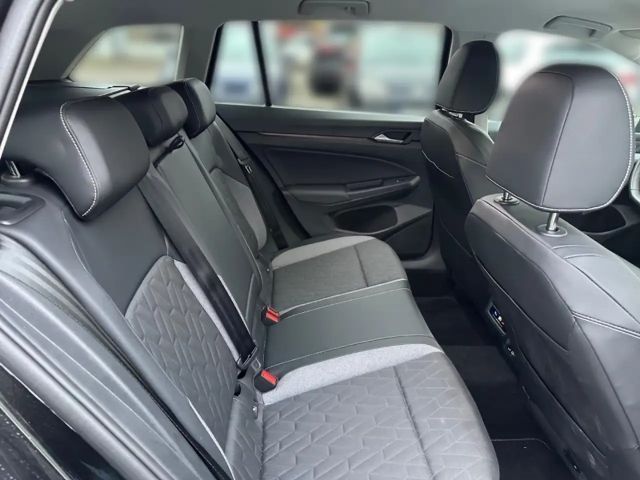 Volkswagen Golf 1.5 eTSI Golf VIII Variant