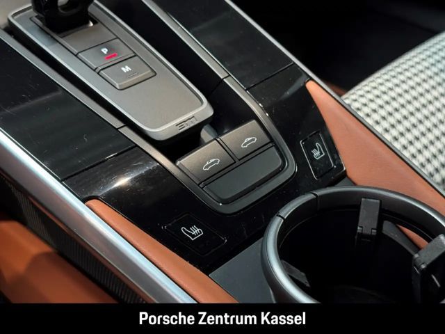 Porsche 992 4 Coupé Targa