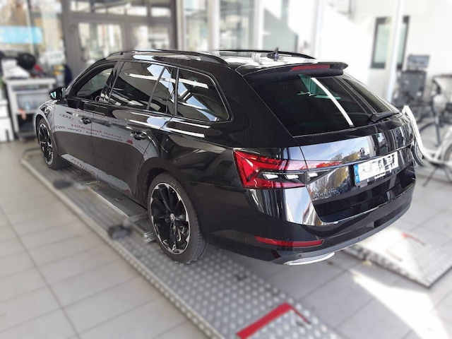 Skoda Superb 4x4 Combi Sportline