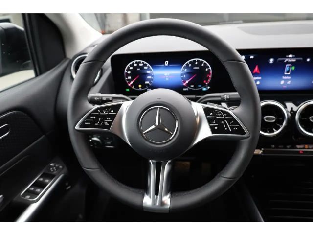 Mercedes-Benz B 200 Progressive
