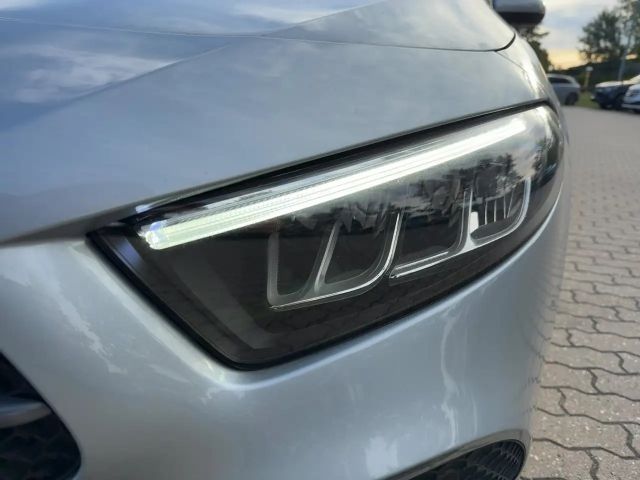 Mercedes-Benz A 180 Progressive