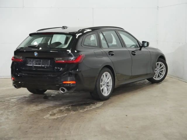 BMW 320 320d Touring