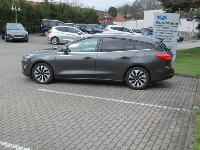 Ford Focus Cool & Connect