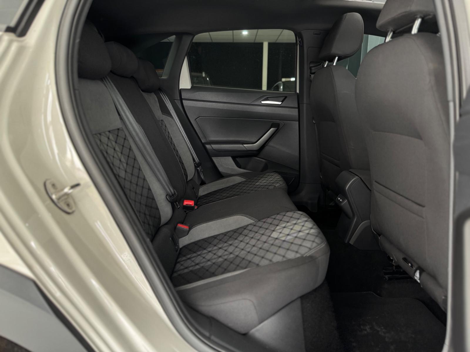 Volkswagen Taigo 1.5 TSI DSG IQ.Drive R-Line