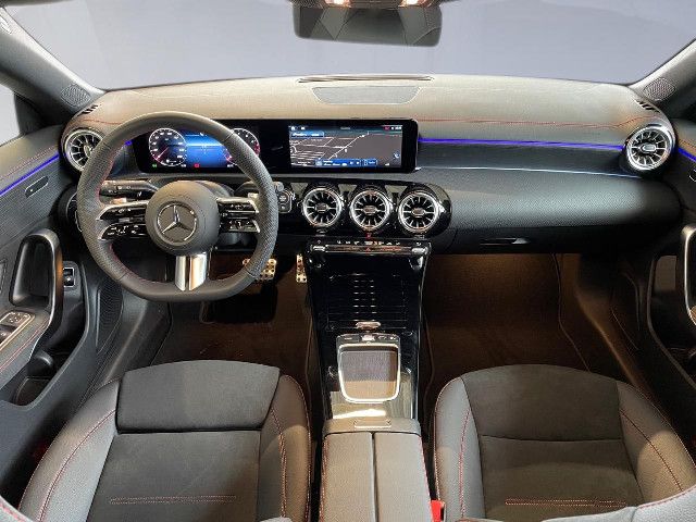 Mercedes-Benz CLA 200 AMG Line Shooting Brake