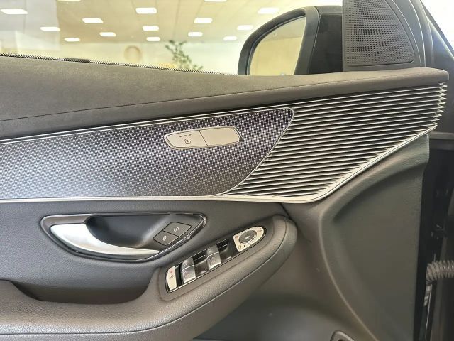 Mercedes-Benz EQC 400