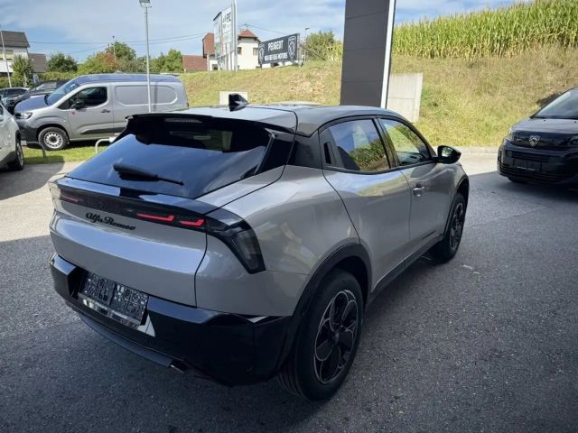 Alfa Romeo Junior Ibrida