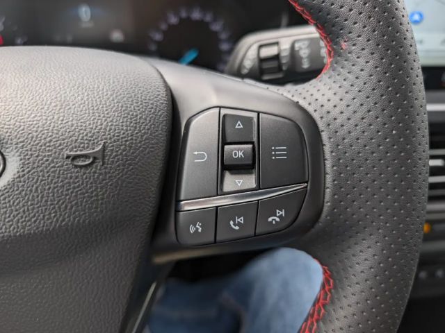 Ford Focus ST Line Wagon