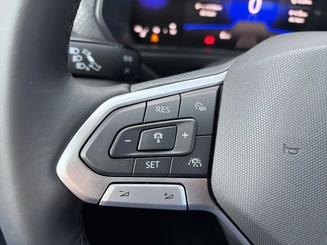 Volkswagen T-Cross 4Me TSI