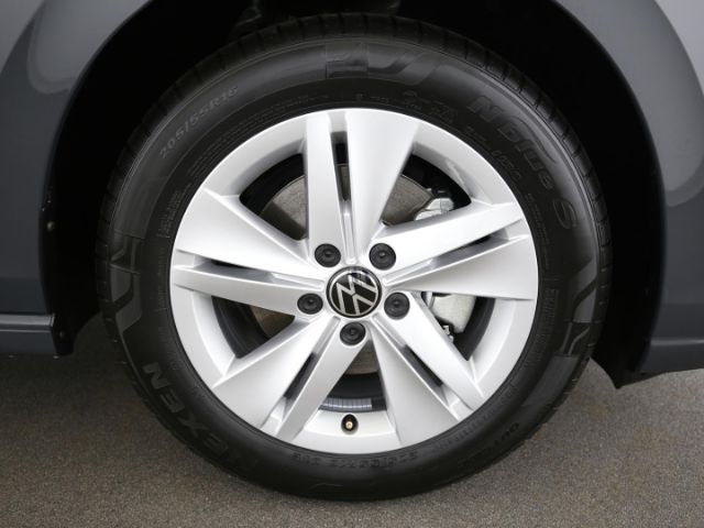 Volkswagen Golf 1.5 TSI Golf VIII Life