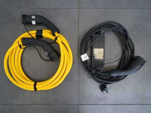 Fiat 500e 87KW/42kWh/DC-LADEN/CARPLAY/DAB/SOH